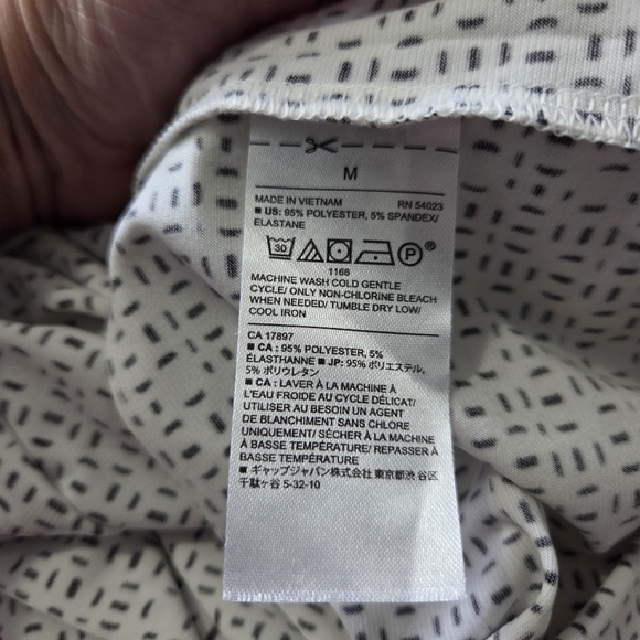 ⭐️Banana Republic Gray Asymmetrical Tank Top With Tie Size Med - Picture 3 of 5